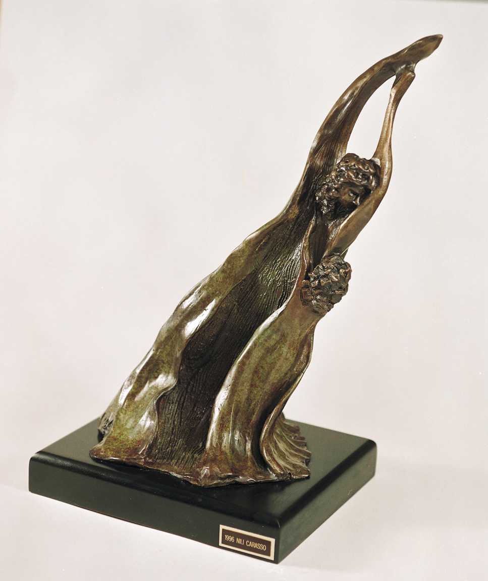 04. Embrace  | Bronze | 50x27 cm. 20x11 in.