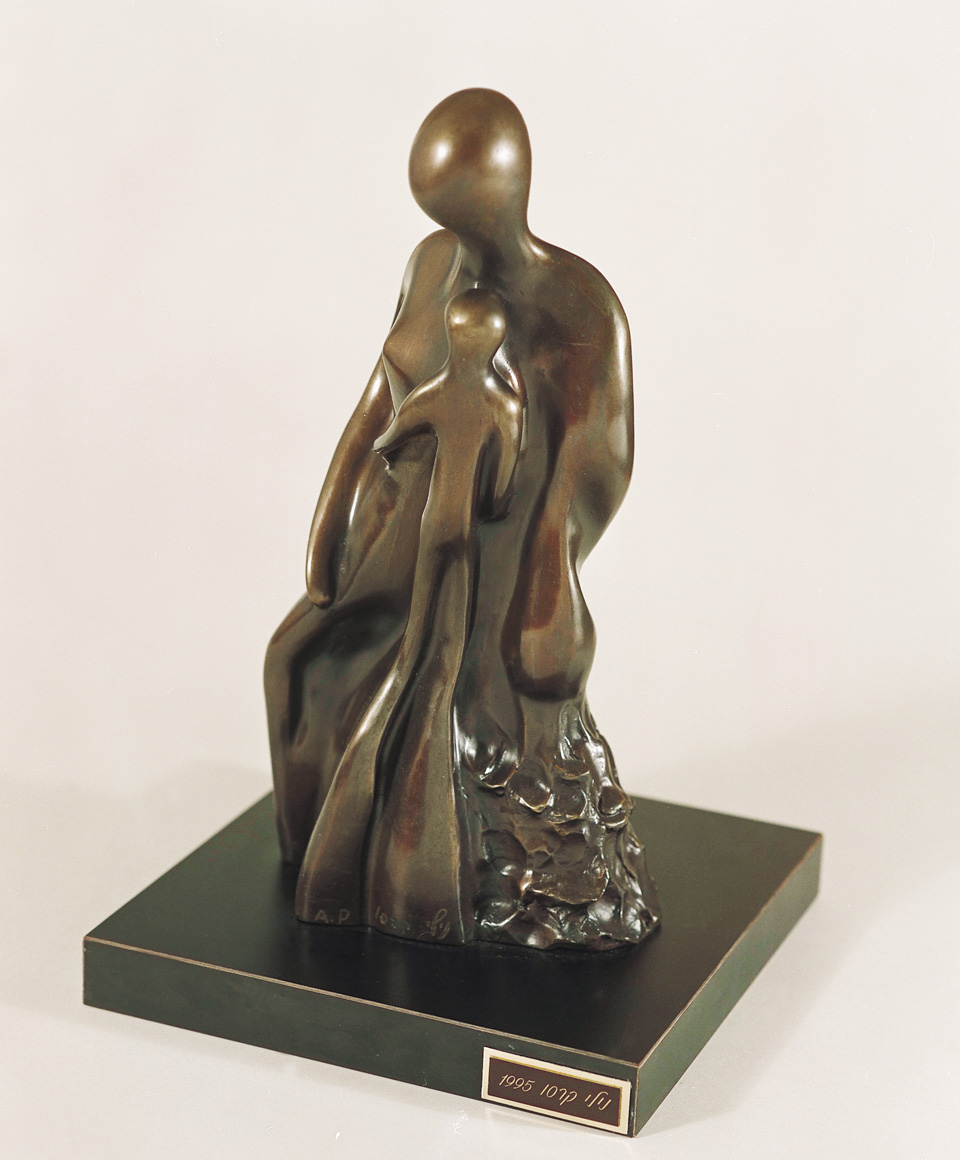 02. Motherhood  | Bronze | 36x22 cm. 9x14 in.